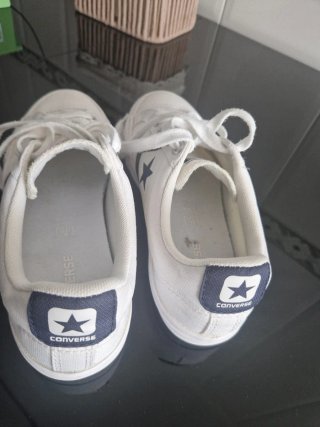 Zapatillas Converse Blancas y Azules