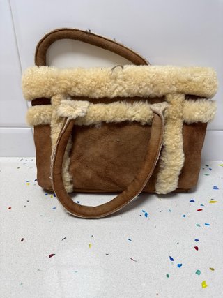 Bolso UGG de ante y borrego