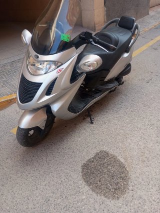 Kymco Grand Dink 125 Plata