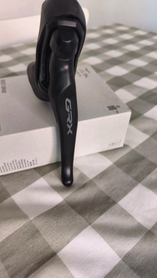 Manetas Shimano GRX RX810 1x11