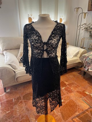 Vestido negro encaje boda