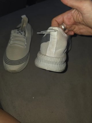 Zapatillas Unisex Blancas y Grises