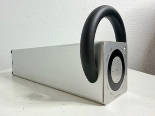Radio FM Portátil B&O Beosound 3