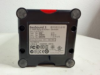 Radio FM Portátil B&O Beosound 3