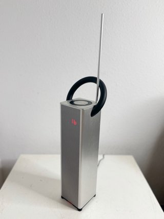 Radio FM Portátil B&O Beosound 3