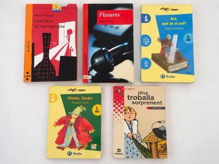 Lote 5 libros juveniles en catalán | Escolar