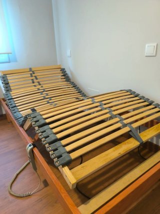 Cama articulada eléctrica madera con colchón