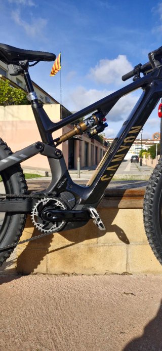 Bicicleta Eléctrica Canyon Spectral ON CFR.
