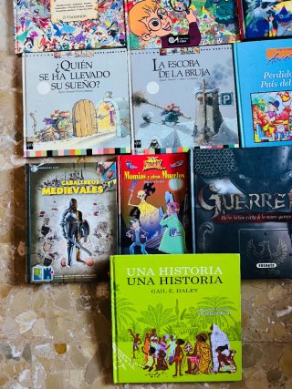 Ofertón. Súper lote de libros vintage antiguos