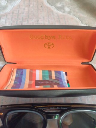 Gafas de sol Goodbye, Rita