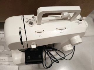 Máquina de coser SilverCrest SNM 33 C1