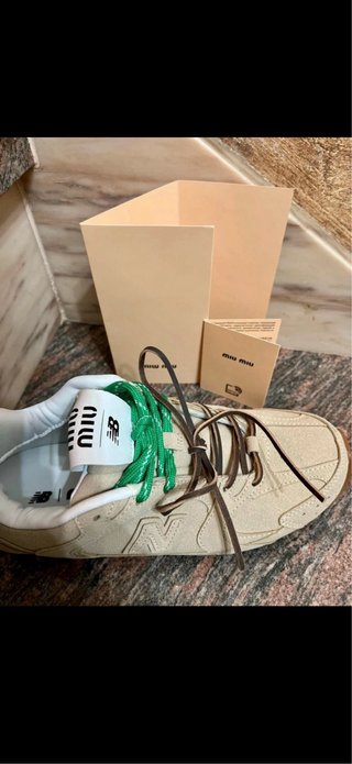 Zapatillas Miu Miu Beige Nuevas