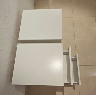 Mesas de noche / Cómodas / Nightstands / Dressers