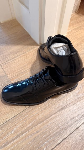 Zapatos Walk London Negros Charol