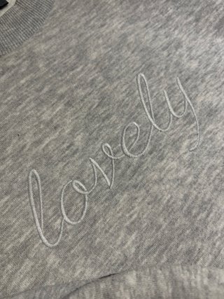Sudadera crop top gris