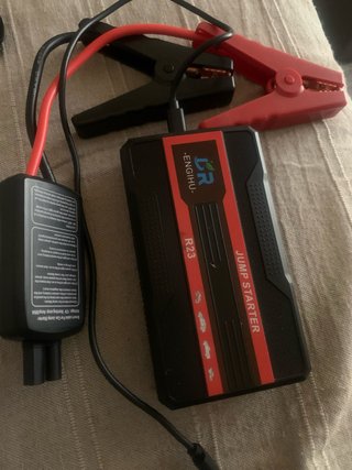 Arrancador de Coche Jump Starter R23 un solo uso