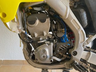 Suzuki RMZ 250 Motocross