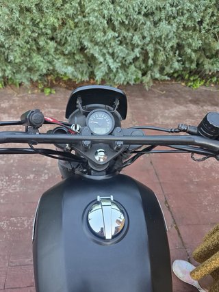 Brixton 125 Negra