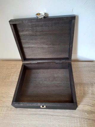 Oferta !!!! Dos Cajas Negras Madera x 6€