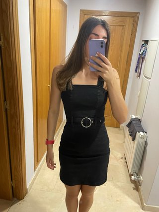 Vestido vaquero negro con cinturón