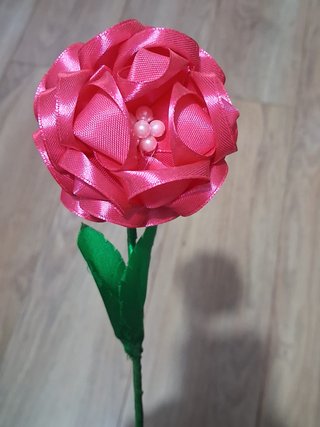 Rosas de tela hechas a mano
