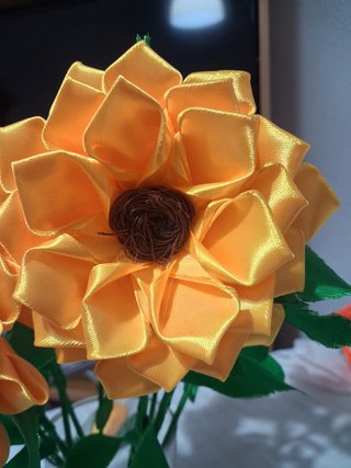 Rosas de tela hechas a mano