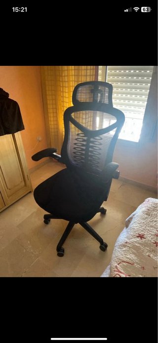 Silla de escritorio ergonómica y transpirable