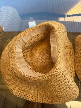 Sombrero de fibra natural artesanal