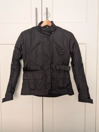 Chaqueta Moto Mujer Negra.Invierno/verano. T 40