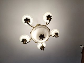 Lámpara de bronce para salón