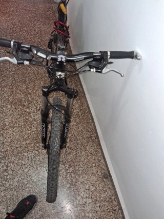 Bicicleta Mongoose 26 Negra