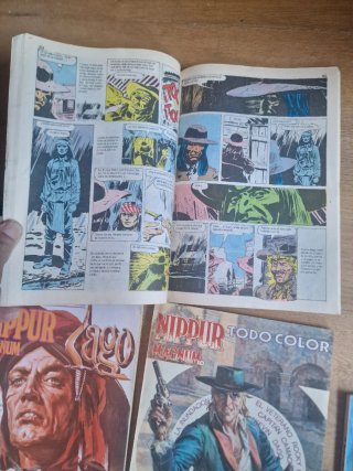 8 Cómics Anuarios Nippur Magnum y D'artagnan