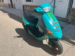 Peugeot 49cc Scooter Moto