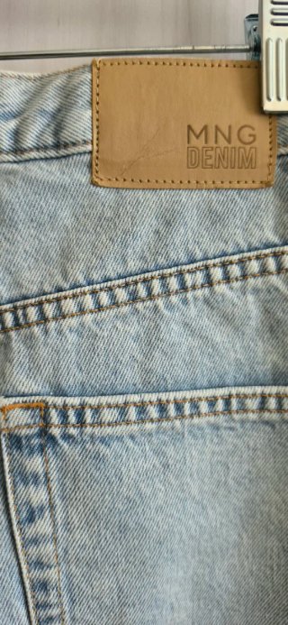 Pantalón vaquero Mango azul claro