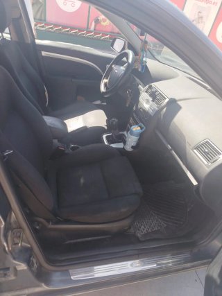 Ford Mondeo 2004