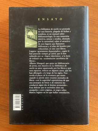 La biblioteca de noche