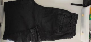 Pantalón negro