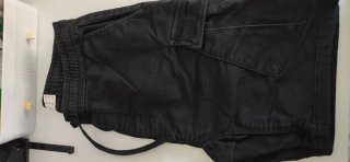 Pantalón negro