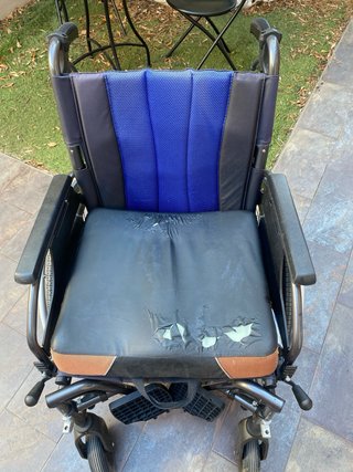 Silla de ruedas completa