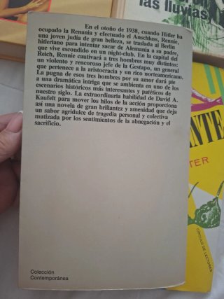 Lote de 4 libros novela romántica e intriga