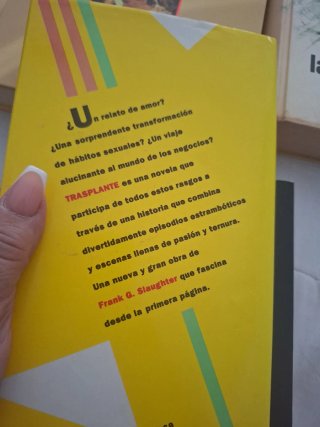 Lote de 4 libros novela romántica e intriga