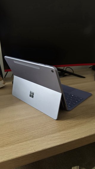 Microsoft Surface Pro 12 16 512GB Snapdragon X