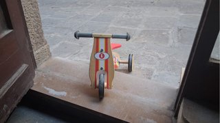 Bicicleta de madera infantil