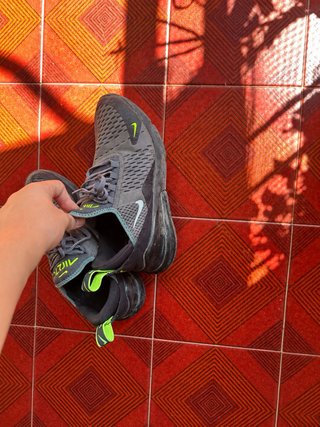 Nike Air Max 270 Zapatillas Grises