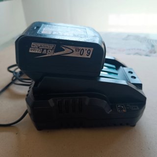 Llave de impacto inalámbrica 18V 6.0Ah