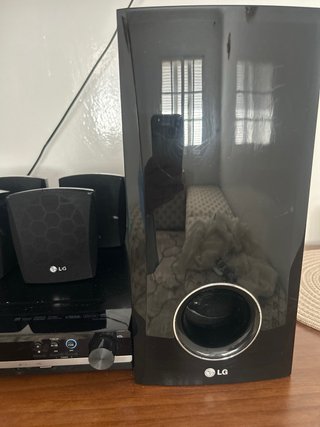 Home Cinema LG con DVD y Altavoces
