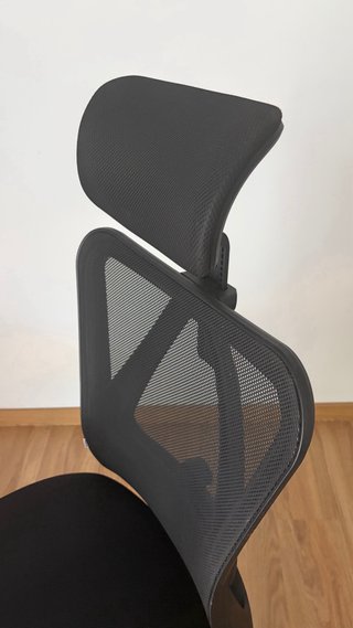 Silla ergonómica de oficina negra