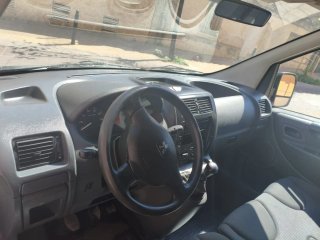 Peugeot e-Expert 2013