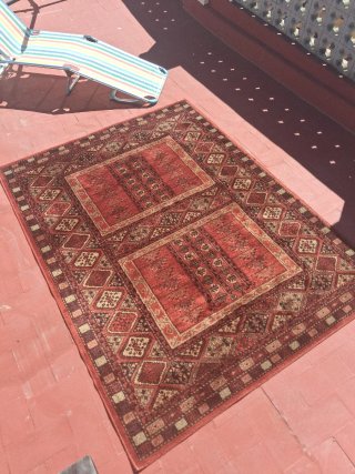 Alfombr grande2.20m x 1.70m Perfecto estado limpia