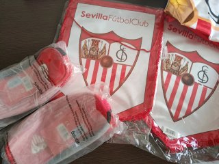 Set articoli Sevilla FC: Palloni, bandiere e altro